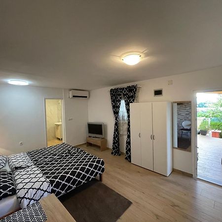 Apartment Mika Pula Dış mekan fotoğraf
