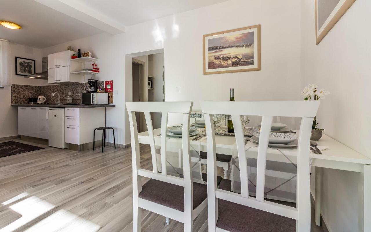 Apartment Mika Pula Dış mekan fotoğraf
