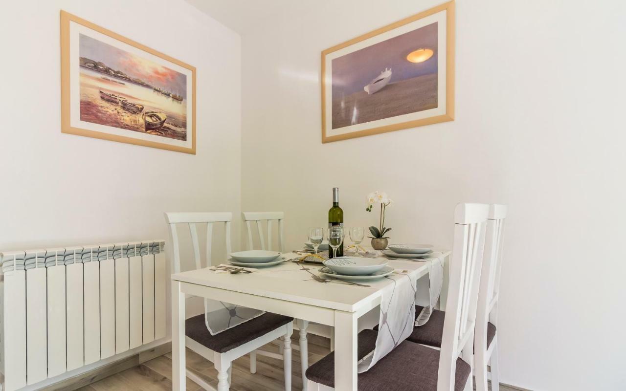 Apartment Mika Pula Dış mekan fotoğraf